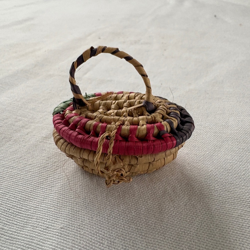 Vintage Native Arts Toluca Mexico Miniature Woven Baskets Set of 2 Coiled Straw - Picture 5 of 7